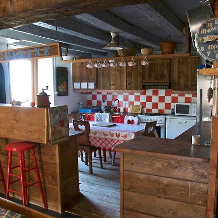 La Ferme De Pomereix Le Dorat Екстер'єр фото